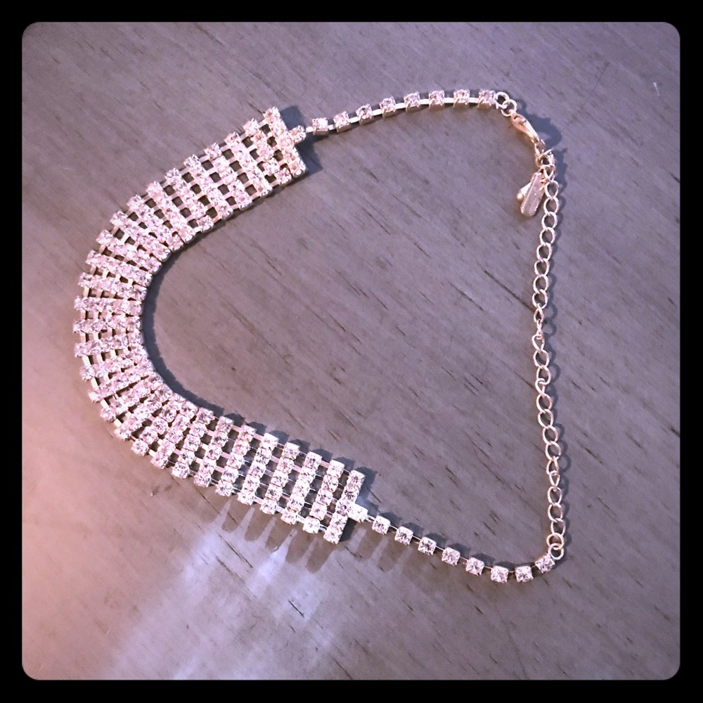 Never worn Diamond choker